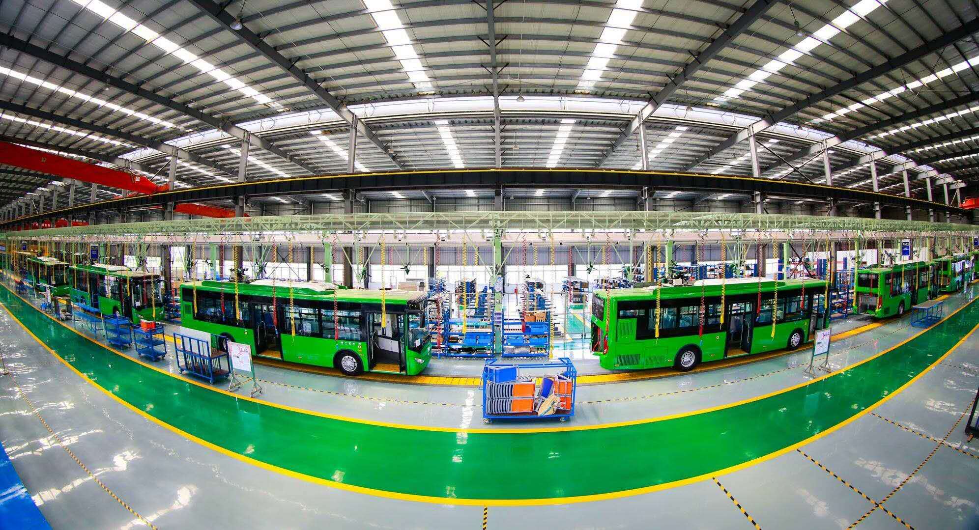 三方強(qiáng)強(qiáng)聯(lián)手 打造四川新能源汽車龍頭企業(yè)